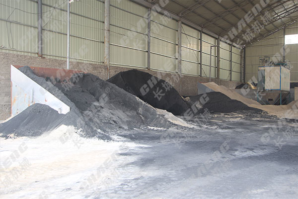 立磨機(jī)堆料場