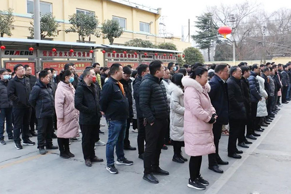 開工現(xiàn)場 開工現(xiàn)場