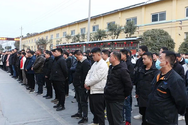 開工現(xiàn)場 開工現(xiàn)場