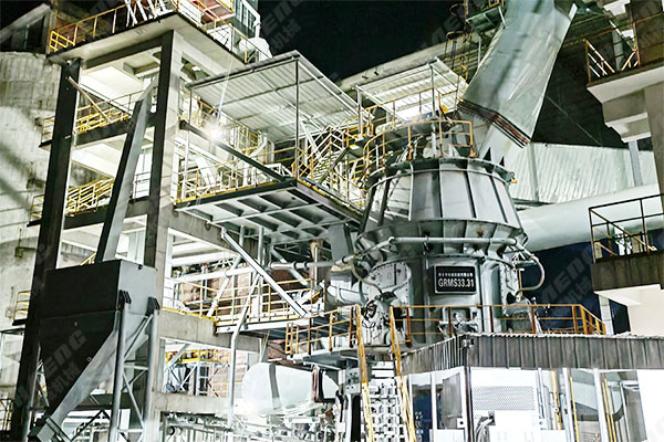 云南年產30萬噸礦粉線項目安裝調試現場 云南年產30萬噸礦粉線項目安裝調試現場