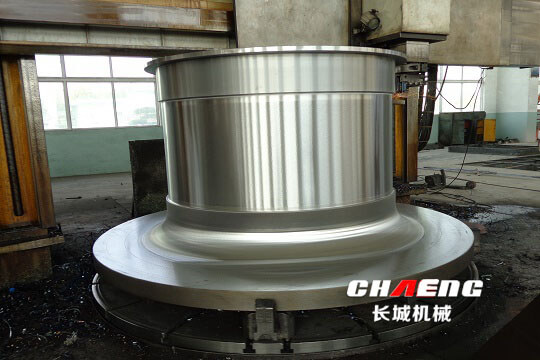 中空軸機加工生產現(xiàn)場圖